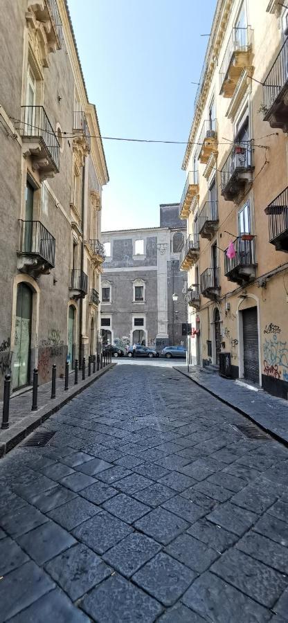 Two Rooms Bellini Catania Bagian luar foto